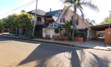 Casa grande en venta en el Centro de Dos de Mayo Misiones