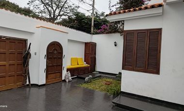 VENDO LINDA CASA EN LA MEJOR ZONA DE MAYORAZGO