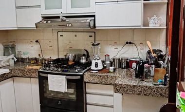 VENDO LINDA CASA EN LA MEJOR ZONA DE MAYORAZGO