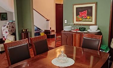 VENDO LINDA CASA EN LA MEJOR ZONA DE MAYORAZGO