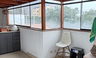 VENDO LINDA CASA EN LA MEJOR ZONA DE MAYORAZGO