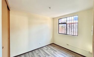 Se arrienda casa en Villa Apumanque, 3 piezas un baño, Curicó