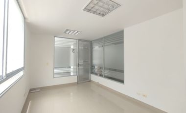 Oficina en venta y arriendo en los Alpes,