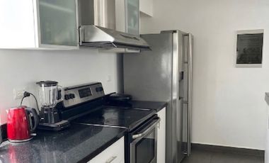 VENTA DE LINDO PENT HOUSE EN MIRAFLORES: 227 M2, 3 HABIT, 3.5 BAÑOS, 2 ESTAC. $ 777,000