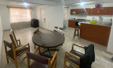 CASA AMPLIA, SEGURA Y SIN PROBLEMAS DE AGUA EN MORELIA, SALIDA A QUIROGA CON 175M2 CONSTRUCCIÓN