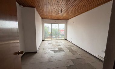 Se arrienda segundo piso de propiedad en pleno corazón de La Calera