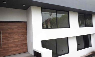 Casa en venta en Lomas de Cocoyoc, Atlatlahucan, 4 habitaciones