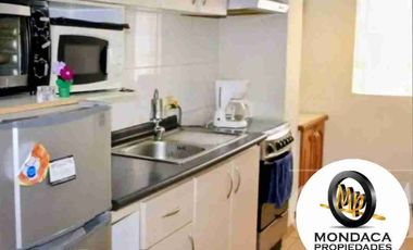 Se vende departamento amoblado de 3 D y 2 B en Valdivia. 
 Ubicado en el Condominio Jardín Urbano Etapa I

El departamento cuenta con.

- 66 metros cuadrados 
- Tres dormitorios con closets. Matrimonial con baño privado.
- Dos baños. Principal en suite 
- Living comedor 
- Cocina americana completamente equipada.