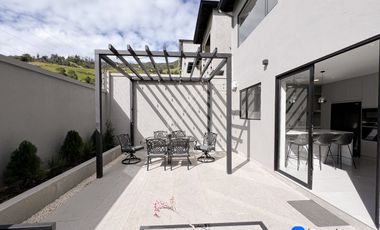 Pre venta de casas en el capulí, sur de la ciudad cerca de la Universidad Nacional de Loja