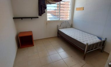 Casa en renta amueblada Privada 3 recámaras 3 baños Albariño 123 Hacienda Viñedos, León, Gto