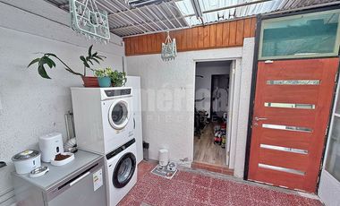 Casa En Venta 6d4b Ubicación, Luminosa Y Con Piscina