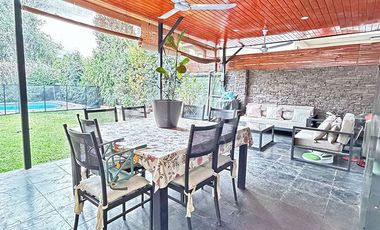 Casa En Venta 6d4b Ubicación, Luminosa Y Con Piscina