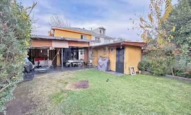 Casa En Venta 6d4b Ubicación, Luminosa Y Con Piscina