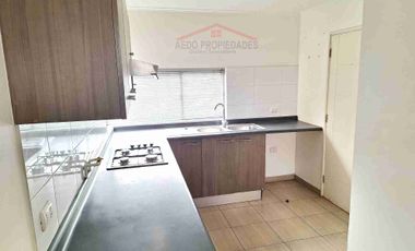 Se Arrienda Hermosa Casa de dos Pisos en Condominio Santa Cruz, comuna de La Cruz