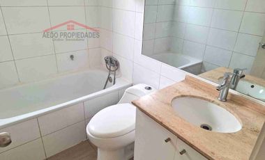 Se Arrienda Hermosa Casa de dos Pisos en Condominio Santa Cruz, comuna de La Cruz