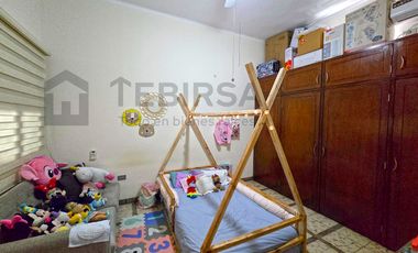 Suite en Venta de 2 Ambientes, en 2do Piso - Escobedo y Padre Solano, Centro de Guayaquil