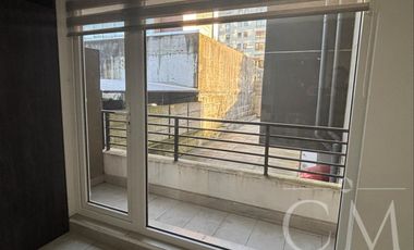 Depto mono ambiente en edificio Caupolican