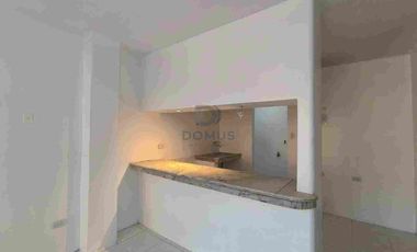 DEPARTAMENTO EN PRIMER PISO