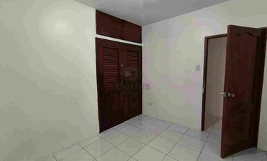 DEPARTAMENTO EN PRIMER PISO