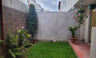 Venta de Casa en Conjunto Villa Navarra, POMASQUI