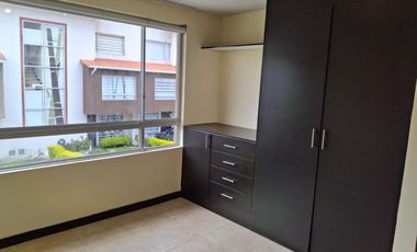 Venta de Casa en Conjunto Villa Navarra, POMASQUI