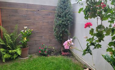 Venta de Casa en Conjunto Villa Navarra, POMASQUI