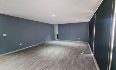 CASA EN RENTA EN LOMAS DE TECAMACHALCO, EN FUENTE DE LA JUVENTUD, NAUCALPAN DE JUÁREZ. EDO. DE MÉX.