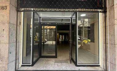 SE ARRIENDA AMPLIO LOCAL COMERCIAL EN CENTRO DE VALDIVIA