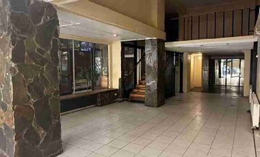 SE ARRIENDA AMPLIO LOCAL COMERCIAL EN CENTRO DE VALDIVIA
