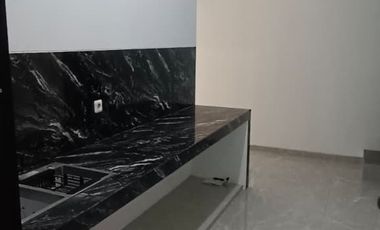Dijual Rumah Baru di Kompleks Sutra Kirana, Alam Sutera Kondisi Sangat Baik