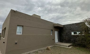 Alquier ANUAL de Casa 2 Dorm en Tanti