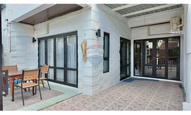 High-Yield Fully-Furnished 3-BR Townhouse in Prime Chaweng, Koh Samui
