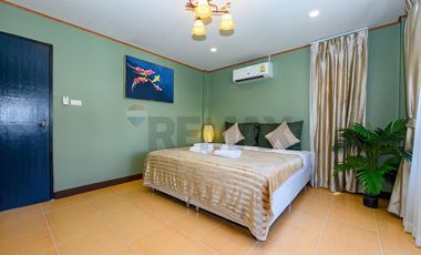 High-Yield Fully-Furnished 3-BR Townhouse in Prime Chaweng, Koh Samui