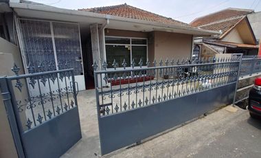 Dijual cepat rumah siap huni di sayap supratman dekatgedung sate pusat kota bandung