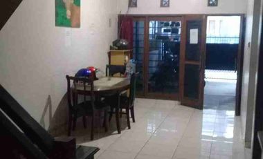 Dijual kost JL.Pungkur, dekat UNPAS, UNLA, alun² bdg, bank, resto cafe dll