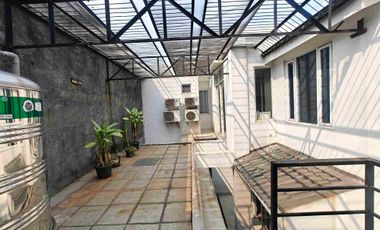 Rumah MewahKedoya Kebon Jeruk Siap Huni