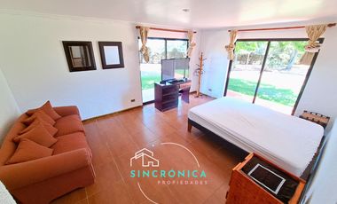 SE ARRIENDA POR AÑO CORRIDO GRAN CASONA CON EXELENTE UBICACION EN SECTOR LA CANDELARIA, ALGARROBO