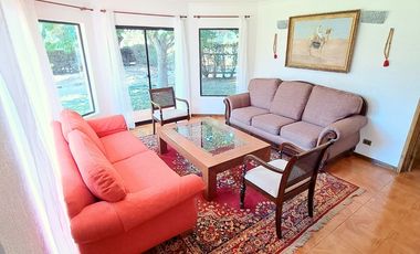 SE ARRIENDA POR AÑO CORRIDO GRAN CASONA CON EXELENTE UBICACION EN SECTOR LA CANDELARIA, ALGARROBO
