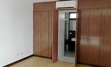 200 sqm 3BR Townhouse for Rent at San Juan Residences, Kapitolyo, Pasig City – ₱80,000 per month or ₱400 per sqm