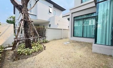Selling for   Luxury house in Ramintra zone, new house, never lived in a luxury project at Bangkok Boulevard Ramintra-Watcharapol