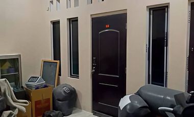 Disewakan Ruko Gandeng Strategis di Beji Depok – Dekat Stasiun Depok Baru