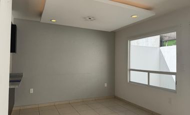 RENTA CASA EN PASEO ARBOLEDA