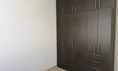 RENTA CASA EN PASEO ARBOLEDA