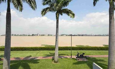 Townhouse en alquiler de estreno Sotileza - Isla Mocoli