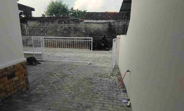 RUMAH SIAP HUNI DI TAJEM MAGUWOHARJO SLEMAN YOGYAKARTA