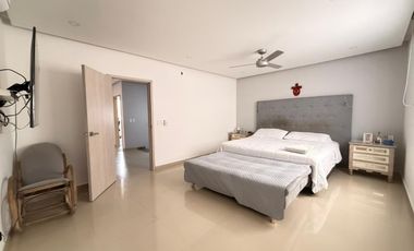VENDO CASA EN VILLA SANTOS