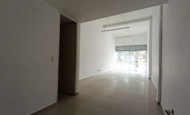 ARRENDAMOS LOCAL COMERCIAL PROVENZA BUCARAMANGA EXCELENTE VITRINA