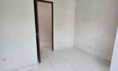 DIJUAL CEPAT (DI BAWAH HARGA PASAR) – Rumah 2 Lantai Strategis di Pesona Remboelan, Serpong 🏠✨