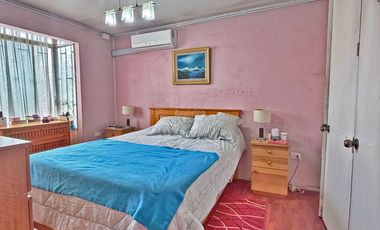 Casa en venta 4 dormitorios 3 baños en Ñuñoa