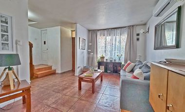 Casa en venta 4 dormitorios 3 baños en Ñuñoa
